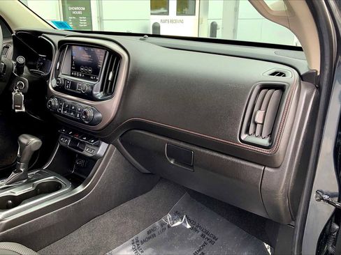 Used 2020 GMC Canyon All Terrain w/ Trailering Package image 31