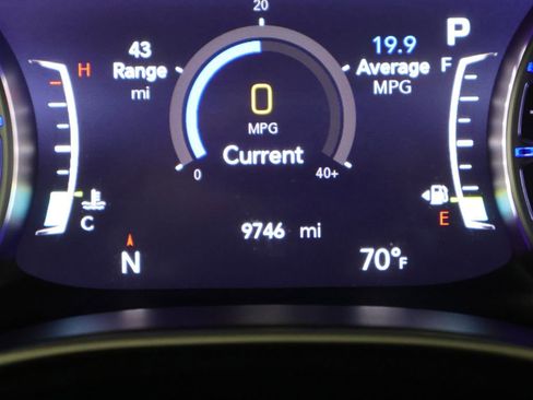 Used 2024 Chrysler Pacifica Touring-L w/ Road Tripper Package FWD image 35