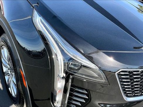 Used 2019 Cadillac XT4 Premium Luxury image 32