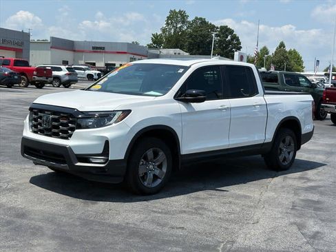 Used 2025 Honda Ridgeline TrailSport image 25