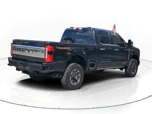 Used 2024 Ford F250 Platinum w/ Tremor Off-Road Package image 3