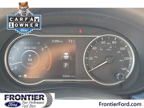 Used 2025 Nissan Versa SV image 15