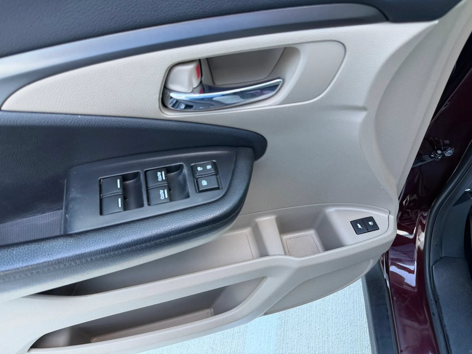 Used 2017 Honda Pilot EX-L image 36