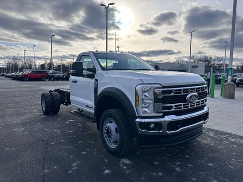 New 2024 Ford F550 4x4 Regular Cab Super Duty image 3