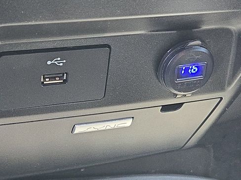 Used 2016 Ford F150 XLT AWD/4WD image 38