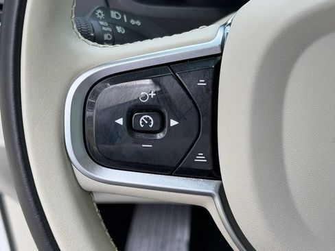 Certified 2025 Volvo XC90 B6 Ultra w/ Protection Package Premier AWD/4WD image 26