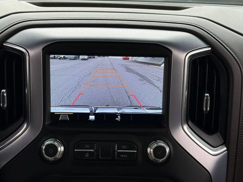 Used 2019 GMC Sierra 1500 SLT w/ SLT Premium Plus Package AWD/4WD image 40