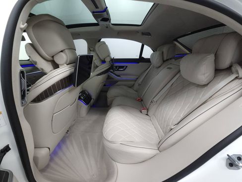 Used 2023 Mercedes-Benz S 580 4MATIC Sedan image 30