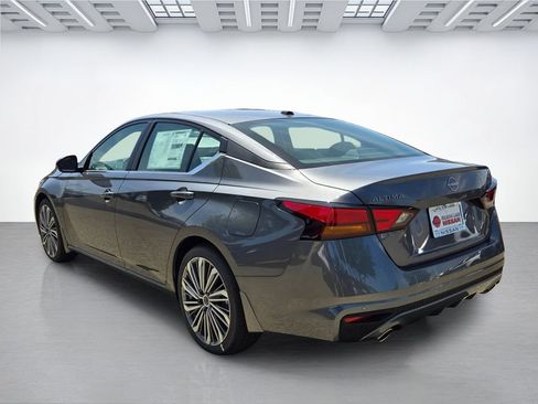 New 2026 Nissan Altima 2.5 SV w/ SV Premium Package FWD image 6