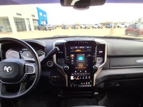 Used 2024 RAM 2500 Laramie w/ Cold Weather Group image 17