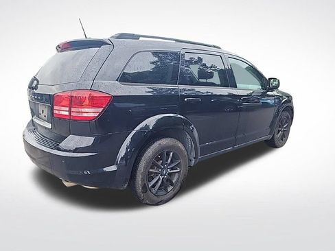 Used 2020 Dodge Journey SE w/ SE Popular Equipment Group FWD image 4