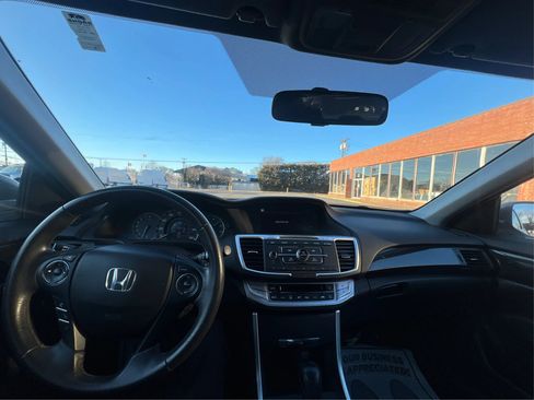 Used 2013 Honda Accord Sport image 23