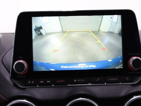 Used 2025 Nissan Sentra SR FWD image 33
