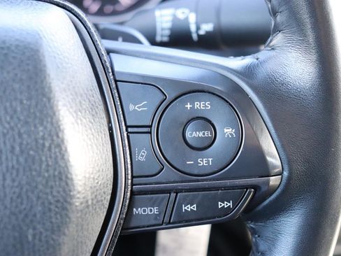 Used 2024 Toyota Camry SE image 27