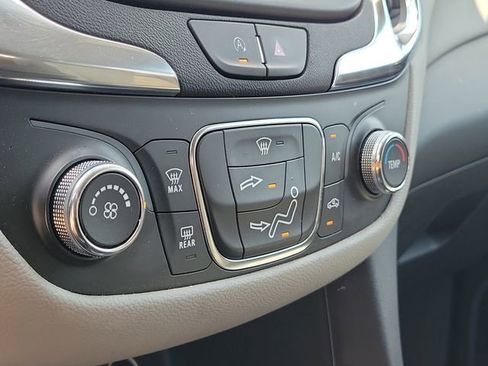 Certified 2024 Chevrolet Equinox LS w/ LS Convenience Package FWD image 30