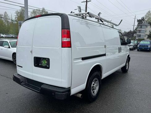 Used 2020 Chevrolet Express 2500 w/ Driver Convenience Package image 33
