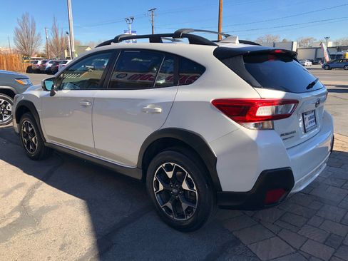 Used 2019 Subaru Crosstrek 2.0i Premium image 4