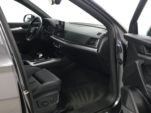 Used 2023 Audi Q5 2.0T Premium Plus w/ Premium Plus Package AWD/4WD image 17