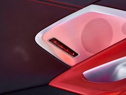 Used 2020 Chevrolet Corvette Stingray Premium Cpe w/ 3LT Preferred Equipment Group image 32