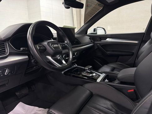 Used 2025 Audi Q5 2.0T Premium image 5