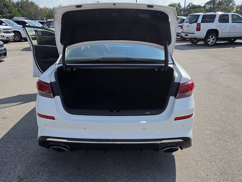 Used 2019 Kia Optima S FWD image 8