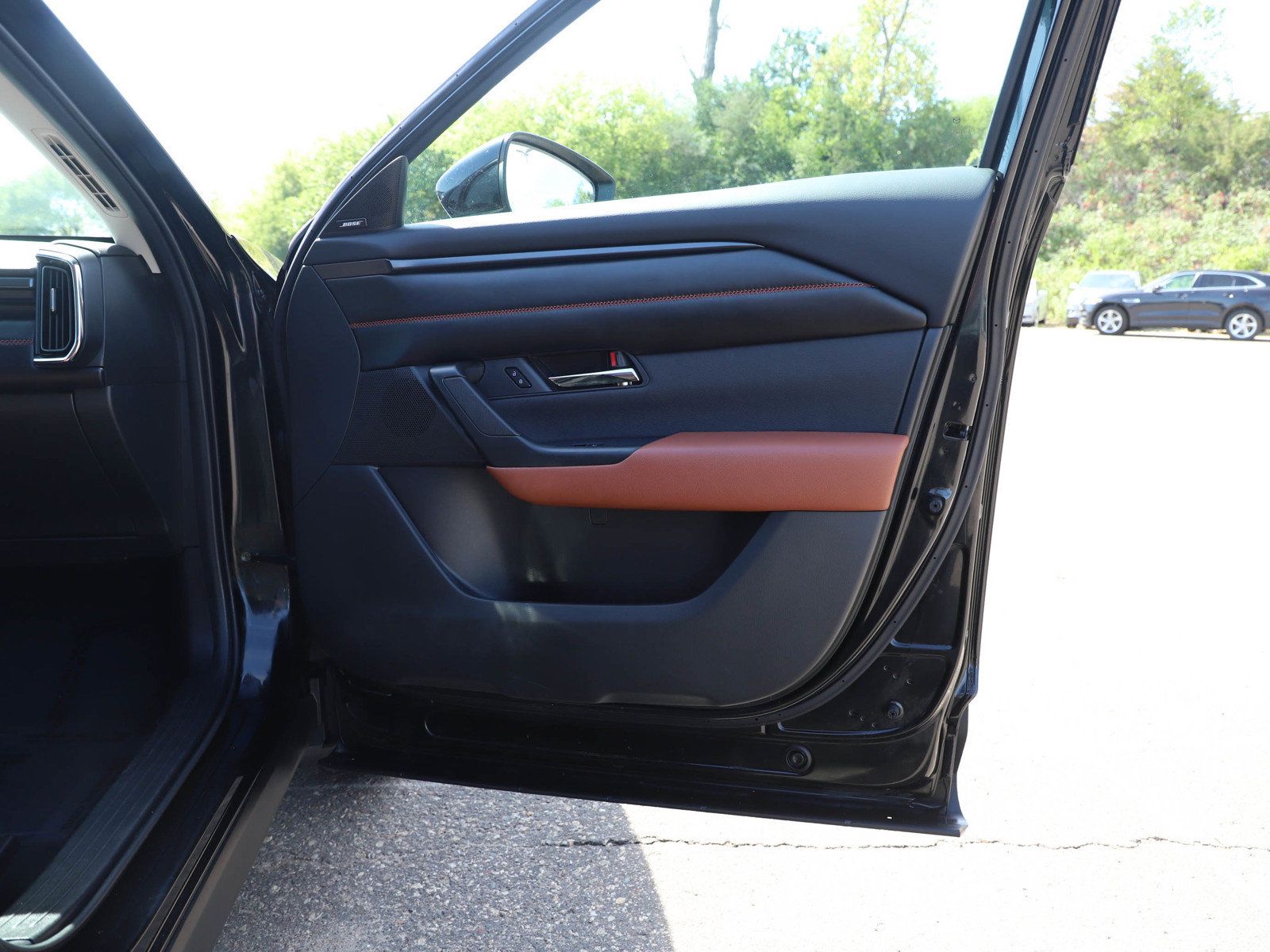 Used 2023 MAZDA CX-50 AWD 2.5 Turbo w/ Premium Pkg image 9
