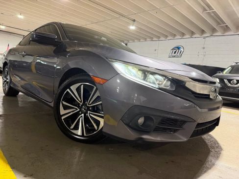 Used 2018 Honda Civic EX-T image 5