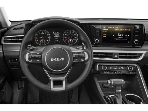 Used 2023 Kia K5 LXS FWD image 4
