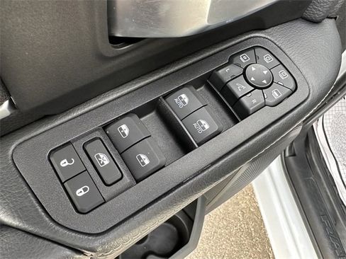 Used 2025 RAM 2500 Big Horn image 29