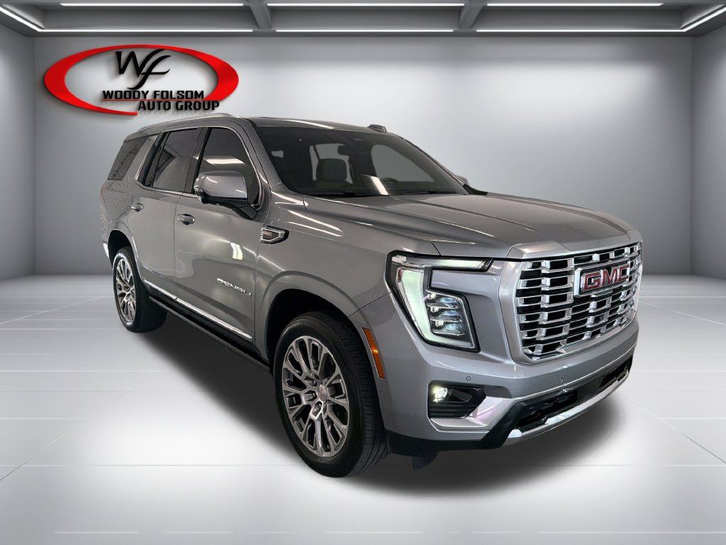 Used 2025 GMC Yukon Denali w/ Sun & Power Step Package RWD image 3