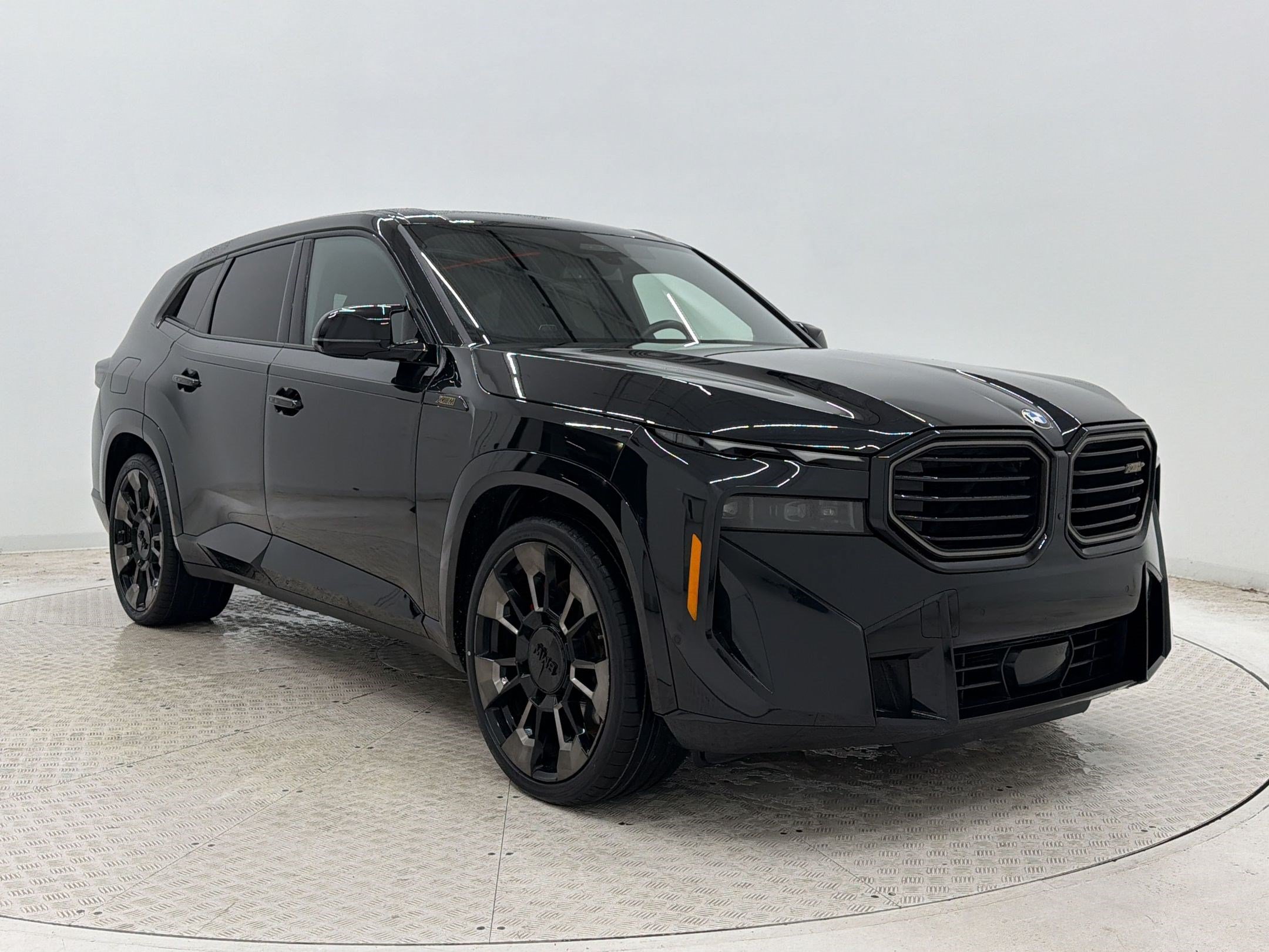 Used 2023 BMW XM w/ M Driver's Package AWD/4WD image 7