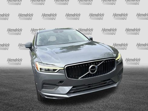 Used 2019 Volvo XC60 T6 Momentum image 5