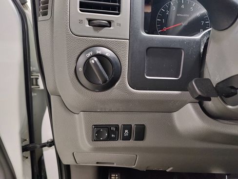 Used 2019 Nissan NV 3500 SV w/ Navigation Package RWD image 25