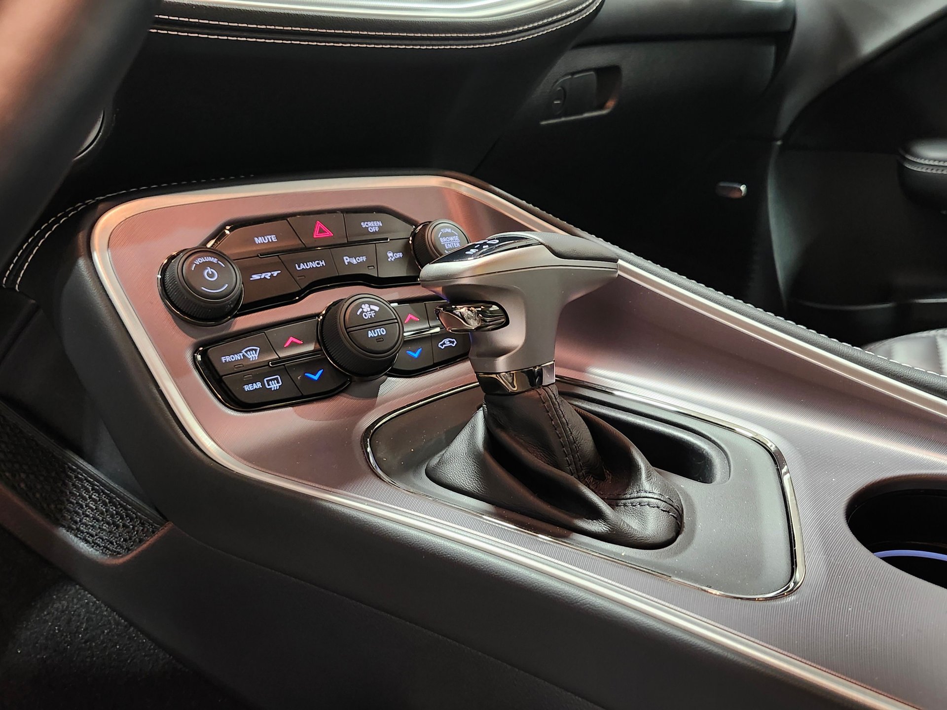 Used 2022 Dodge Challenger SRT Hellcat RWD image 17