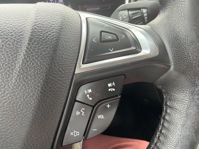 Used 2020 Ford Fusion SEL FWD image 44