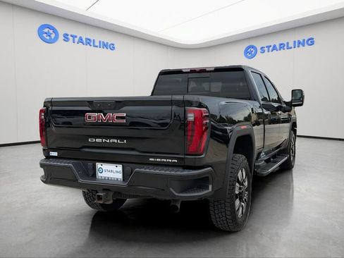 Used 2024 GMC Sierra 2500 Denali AWD/4WD image 8
