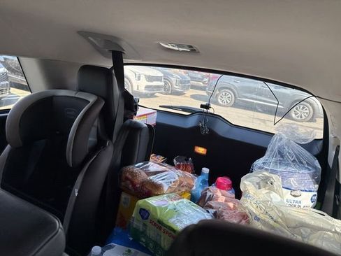 Used 2024 Nissan Pathfinder SL image 14