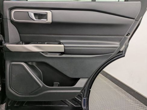 Certified 2022 Ford Explorer XLT w/ Equipment Group 202A image 24