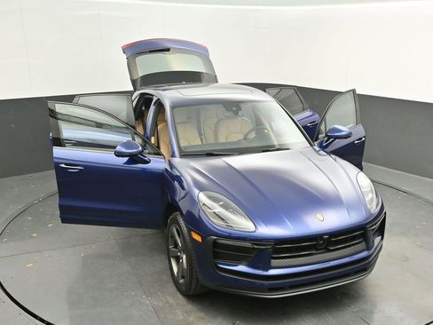 New 2026 Porsche Macan image 46