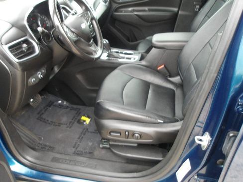 Used 2020 Chevrolet Equinox LT FWD image 19