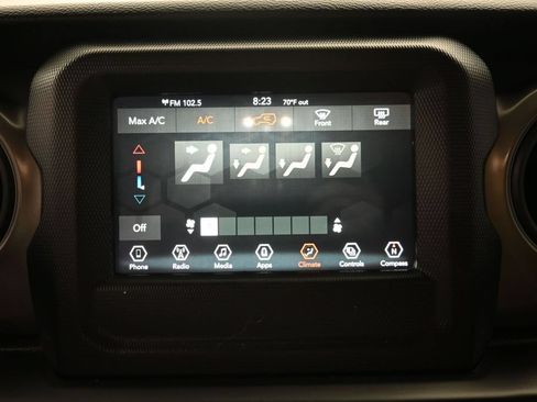 Used 2022 Jeep Wrangler Unlimited Sport AWD/4WD image 18