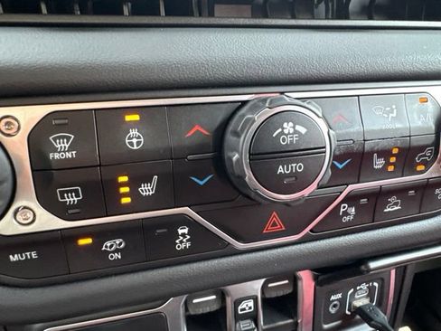 Used 2024 Jeep Wrangler Unlimited Rubicon 392 AWD/4WD image 12