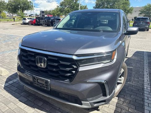 Used 2023 Honda Pilot EX-L image 2