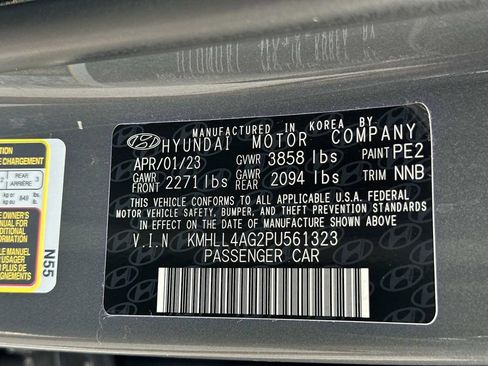 Used 2023 Hyundai Elantra SE FWD image 32