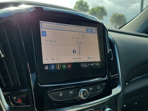 Used 2024 Chevrolet Traverse RS image 20