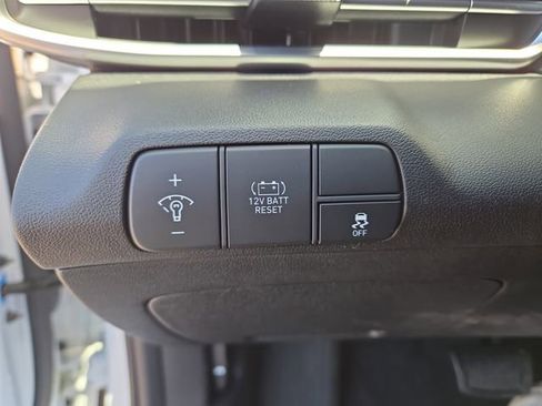New 2026 Hyundai Elantra Hybrid FWD image 17