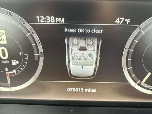 Used 2017 Land Rover Range Rover HSE image 53