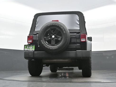 Used 2014 Jeep Wrangler Sport w/ Quick Order Package 24S AWD/4WD image 28