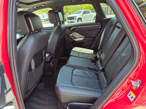 Used 2023 Audi Q3 2.0T Premium w/ 19" Wheel Package image 16