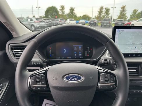 Used 2023 Ford Escape Active w/ Tech Pack #1 AWD/4WD image 17